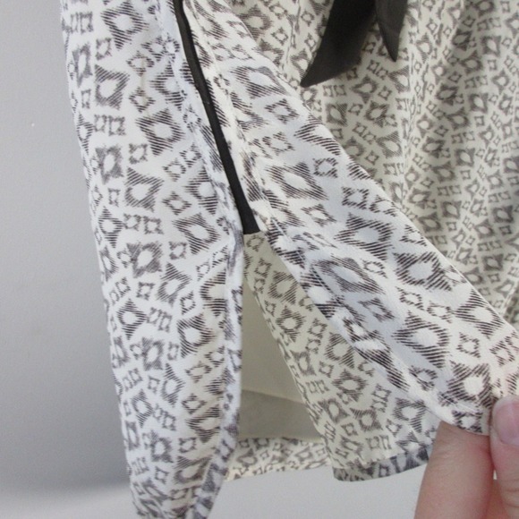 Club Monaco 100% Silk Mini Skirt 2 Brown Tie Pockets Geometric Y2K Low Rise 116 - Picture 9 of 13